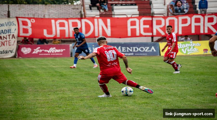 挑战自我，迈向更高的目标。